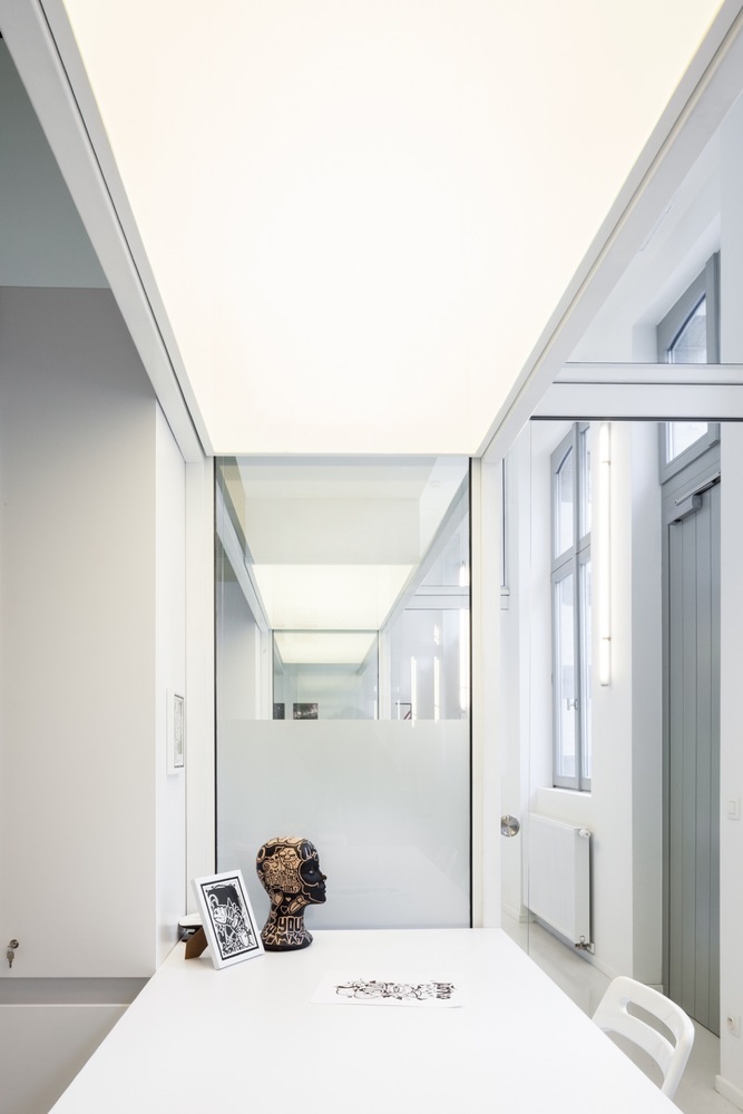 比利时十八世纪连栋住宅的现代翻新-83