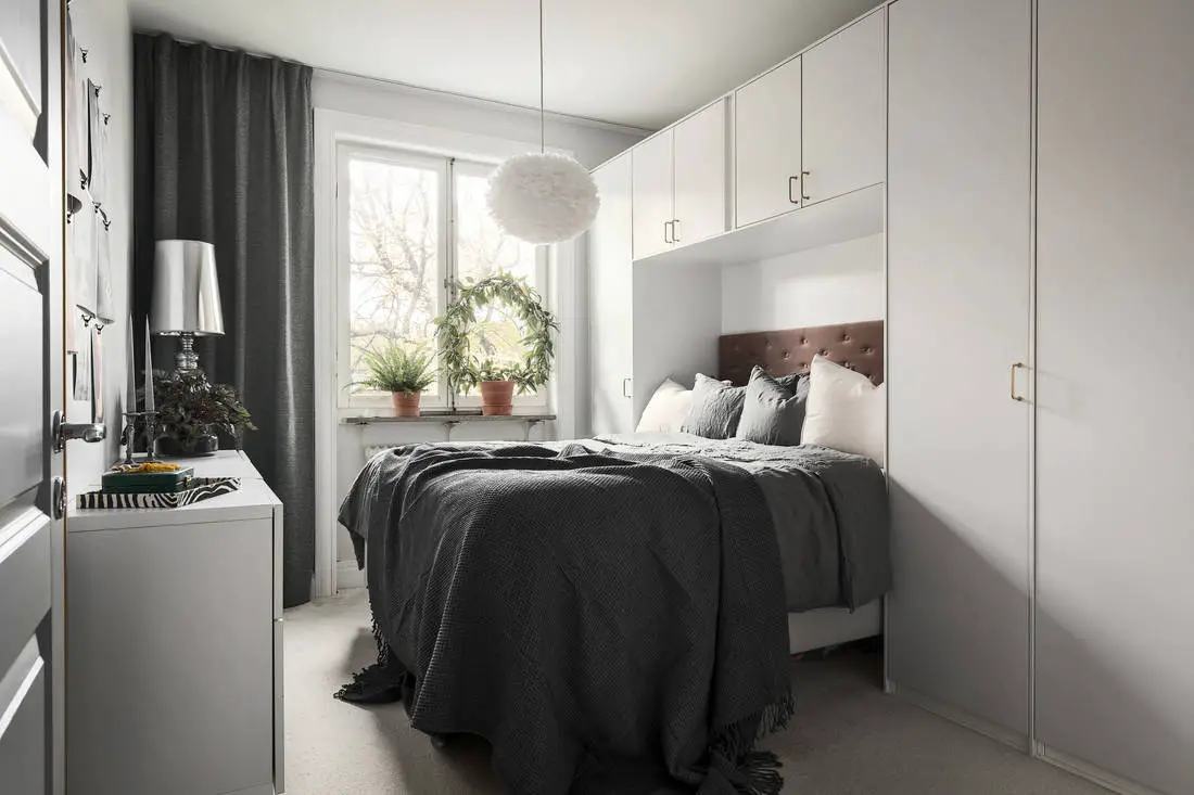 54 平米现代简约开放式厨房设计-9