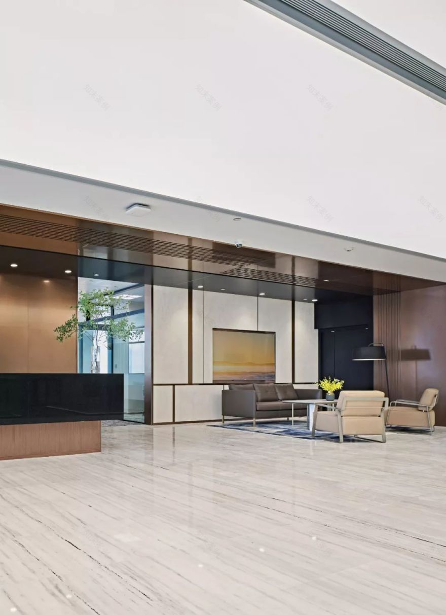 国泰君安期货 | 色彩缤纷的金融才俊办公空间-14