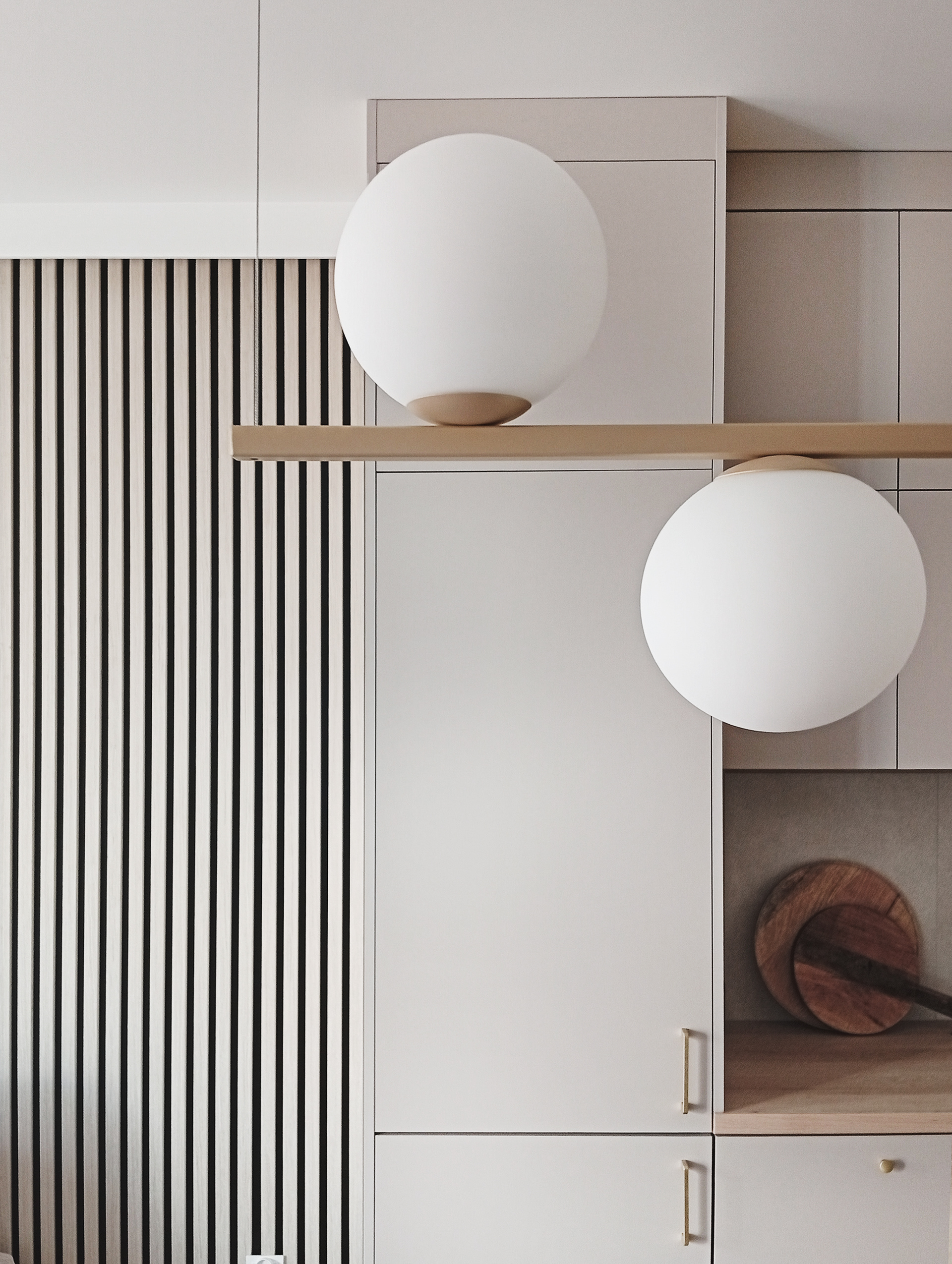 小inko 1 厨房

注：Koninko可能是一个特定名称，这里音译为小inko ，若有更准确的背景信息，可使翻译更精准 丨PolandKonin-9