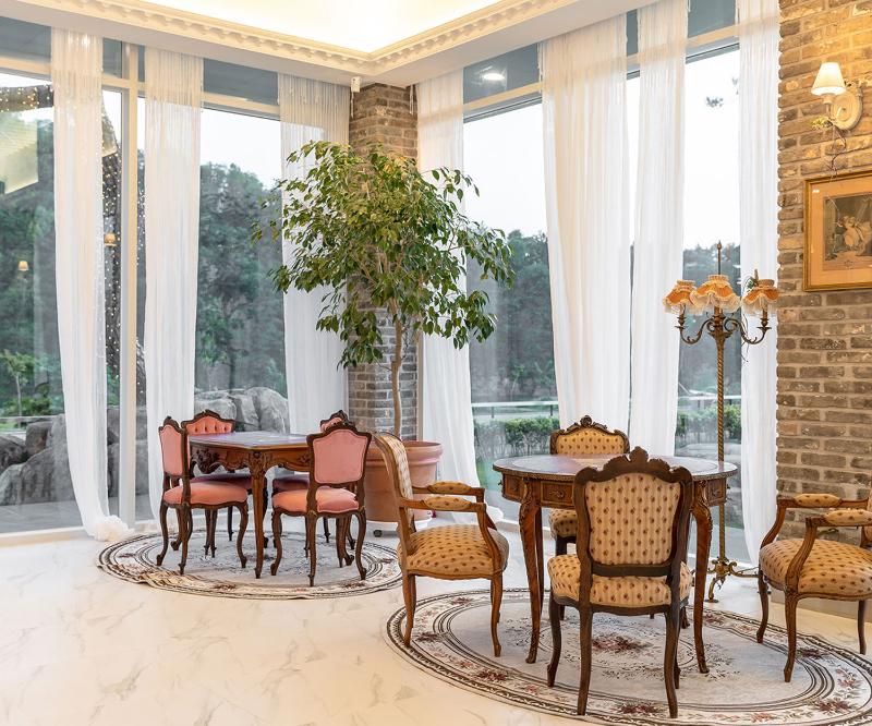 现代简约风咖啡厅设计，精致艺术品装点高级空间-10