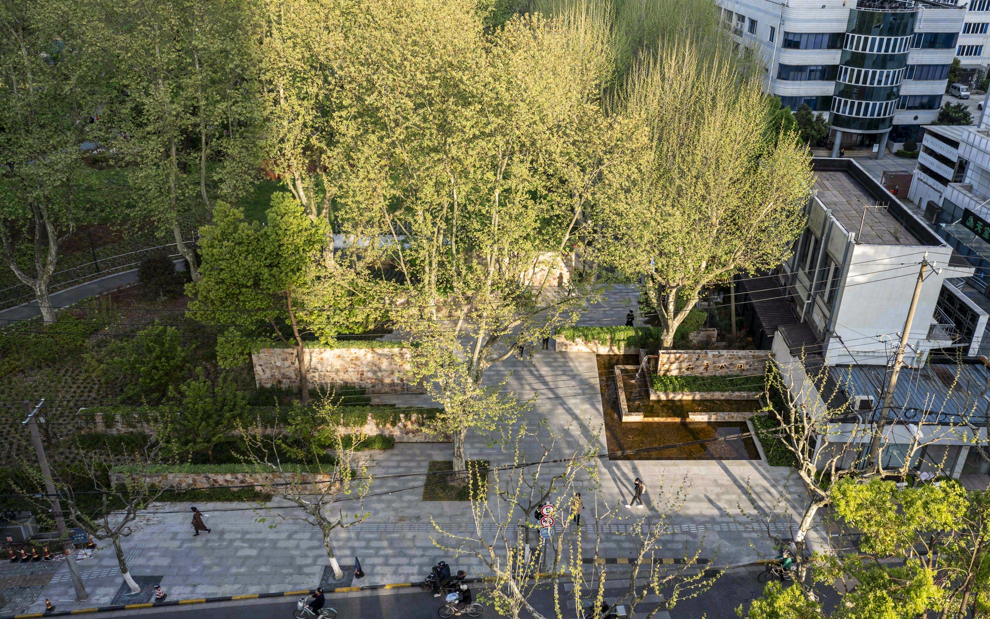 和平公园六号门改造丨中国上海丨Atelier Z+-37