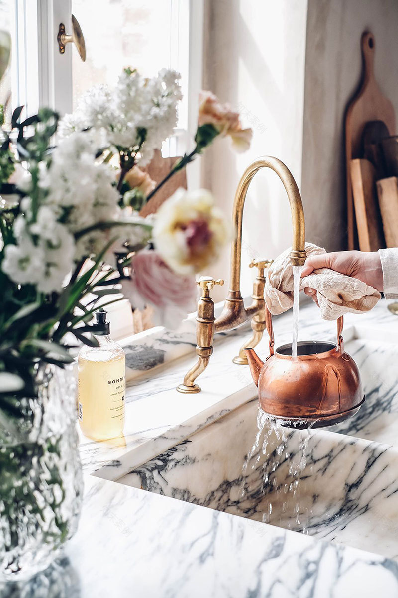 德国古老学校改造的 deVOL 美丽厨房-5