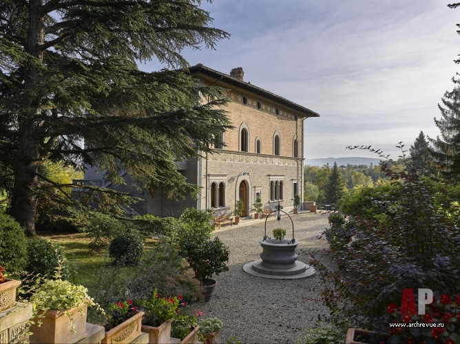 意大利托斯卡纳带壁画历史别墅修复丨娜塔莉亚·潘秋希娜-92