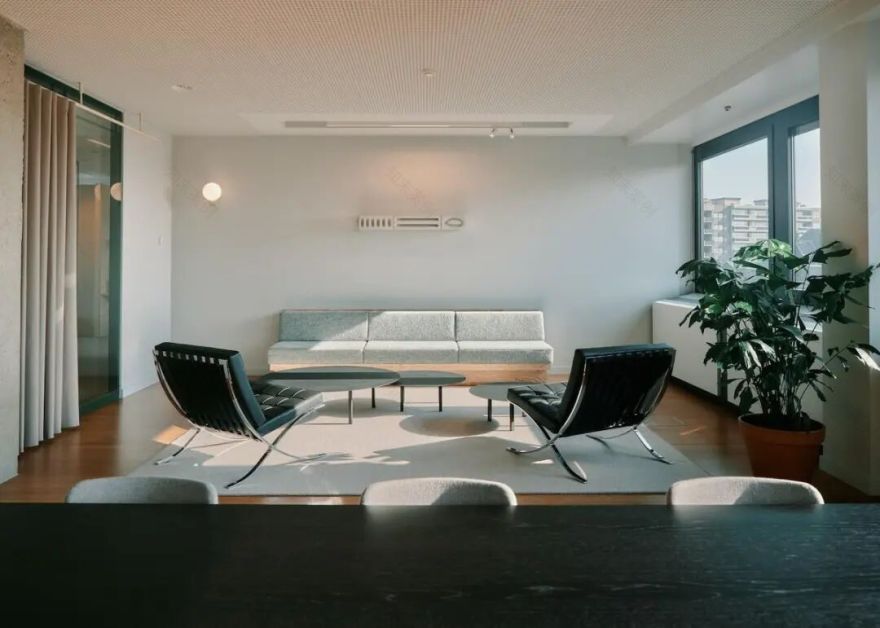 比利时AG保险沙勒罗瓦办公楼局部改造项目丨Ncbham-32