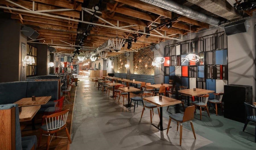 丨罗马尼亚康斯坦察丨罗马尼亚布加勒斯特Yellow Office Architecture-20