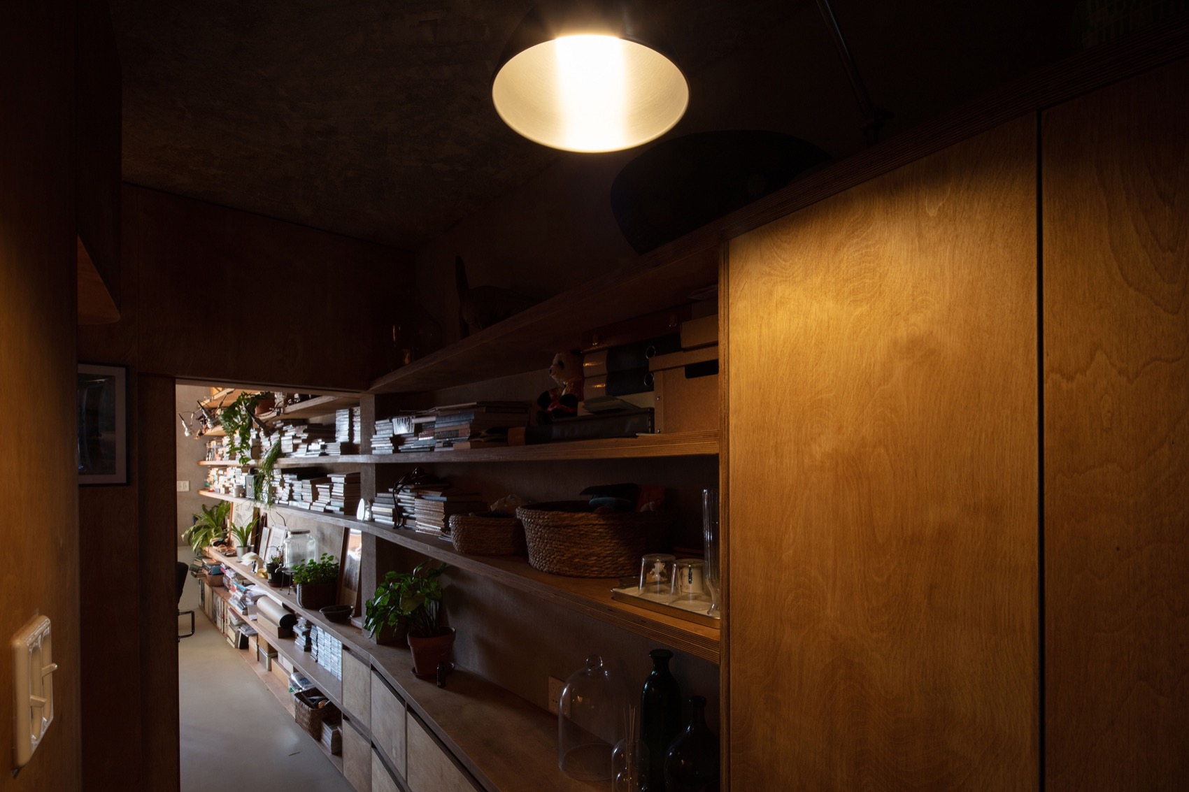 山顶洞之家  老破小里的庇护和观望丨中国北京丨察社办公室-32