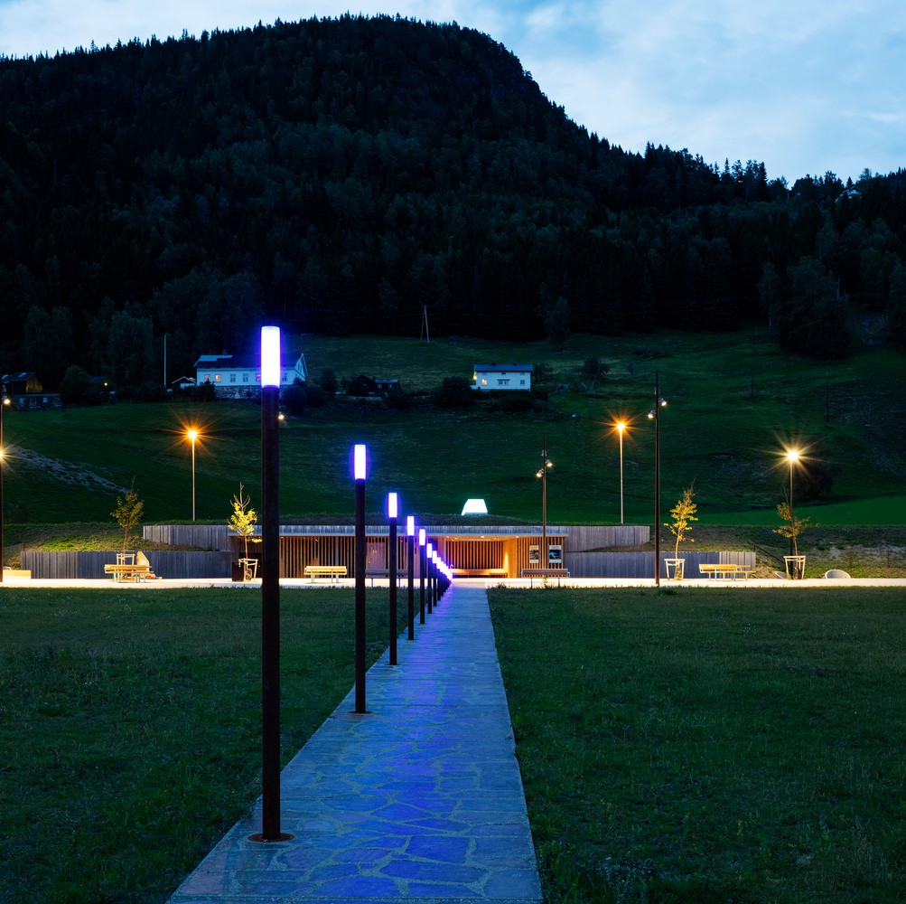 Krekke 高速公路休息区 | 公园与休息的完美融合-13