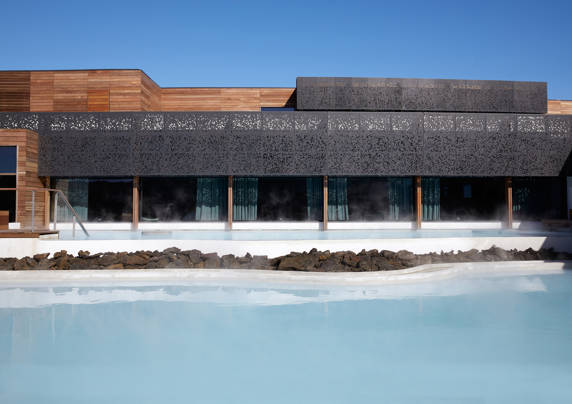 蓝色泻湖度假酒店丨BASALT Architects-6