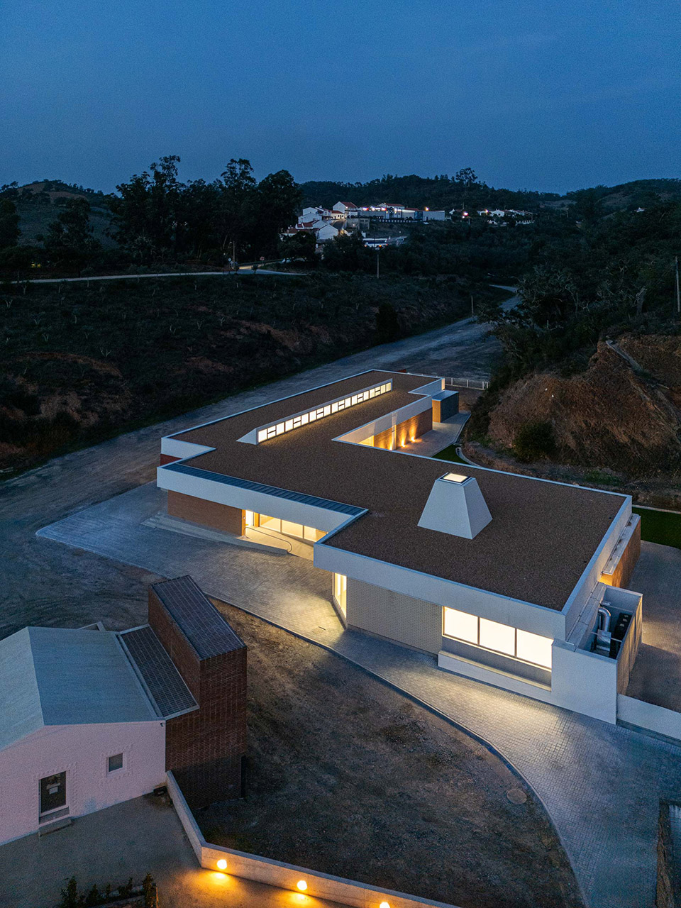 奥德米拉脑瘫患者康复中心丨葡萄牙丨奥德米拉市议会市政工程处-88