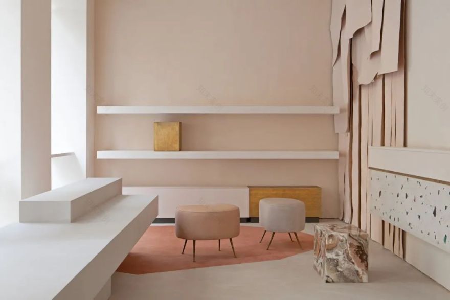 马德里多品牌旗舰店设计鉴赏 · 原始极简的潮牌空间-11