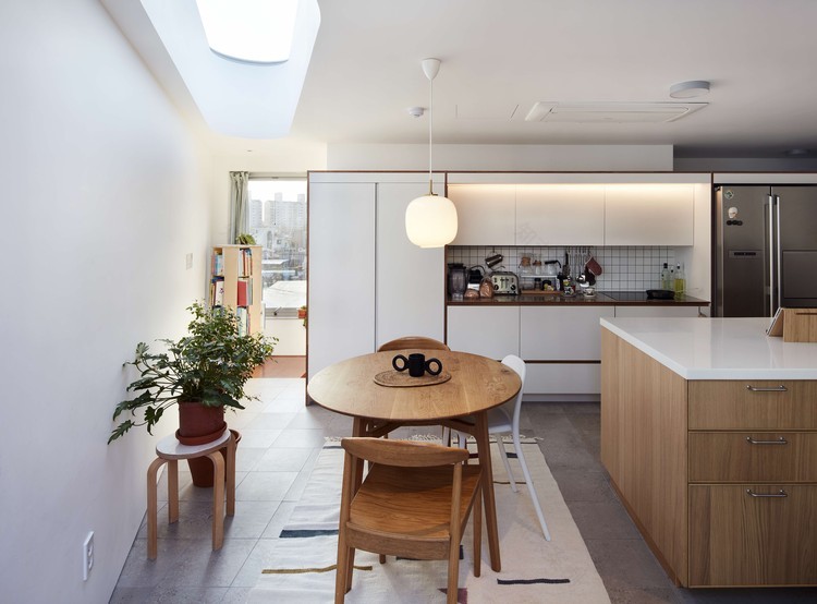 三角形的空间魔法 · 首尔延南地区建筑改造-15