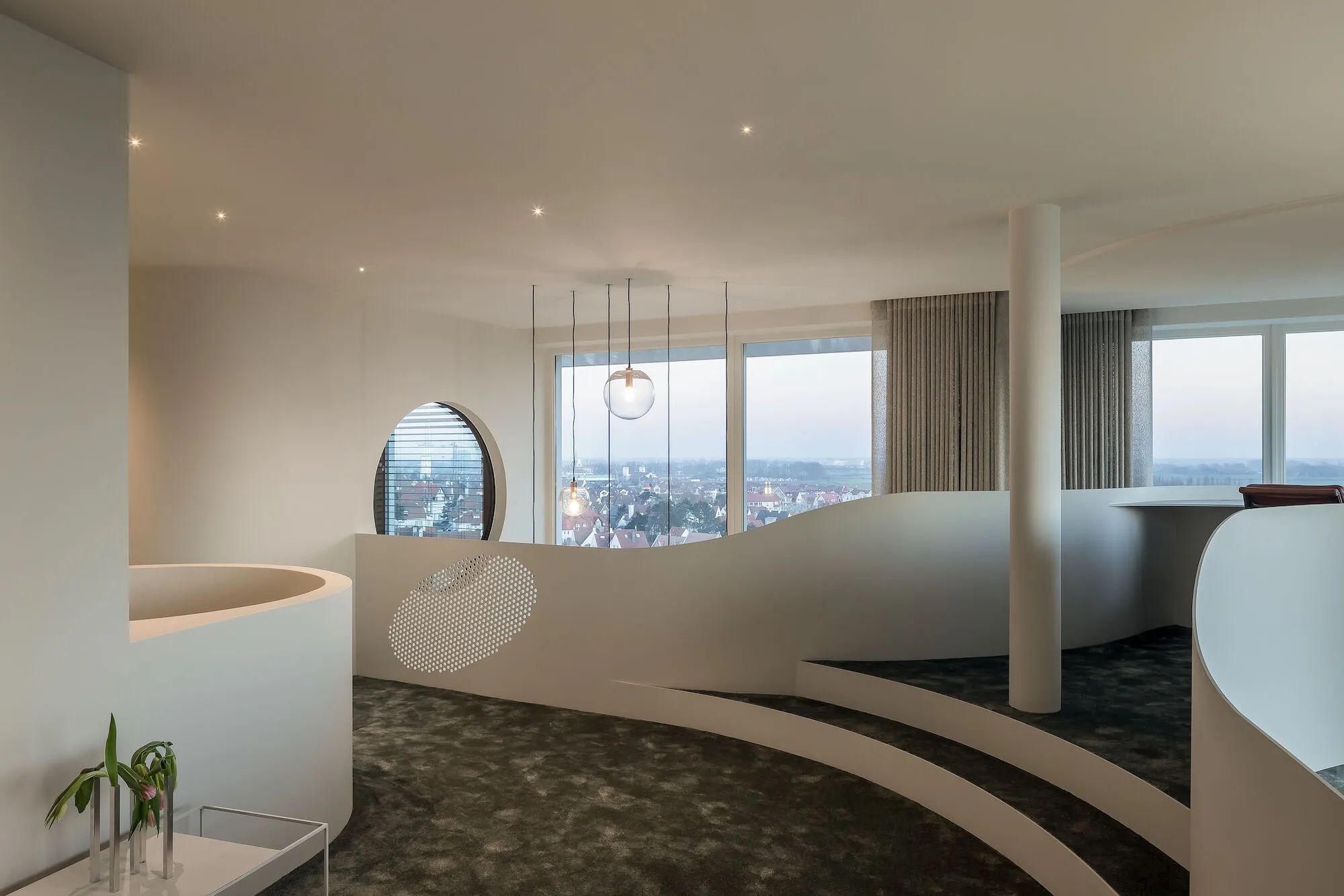 比利时克诺克复式顶层公寓室内装修丨Architects Claerhout  Van Biervliet-26