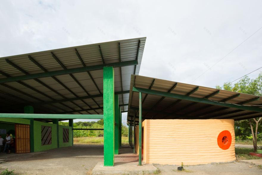 El Jicarito School / knitknot architecture-9