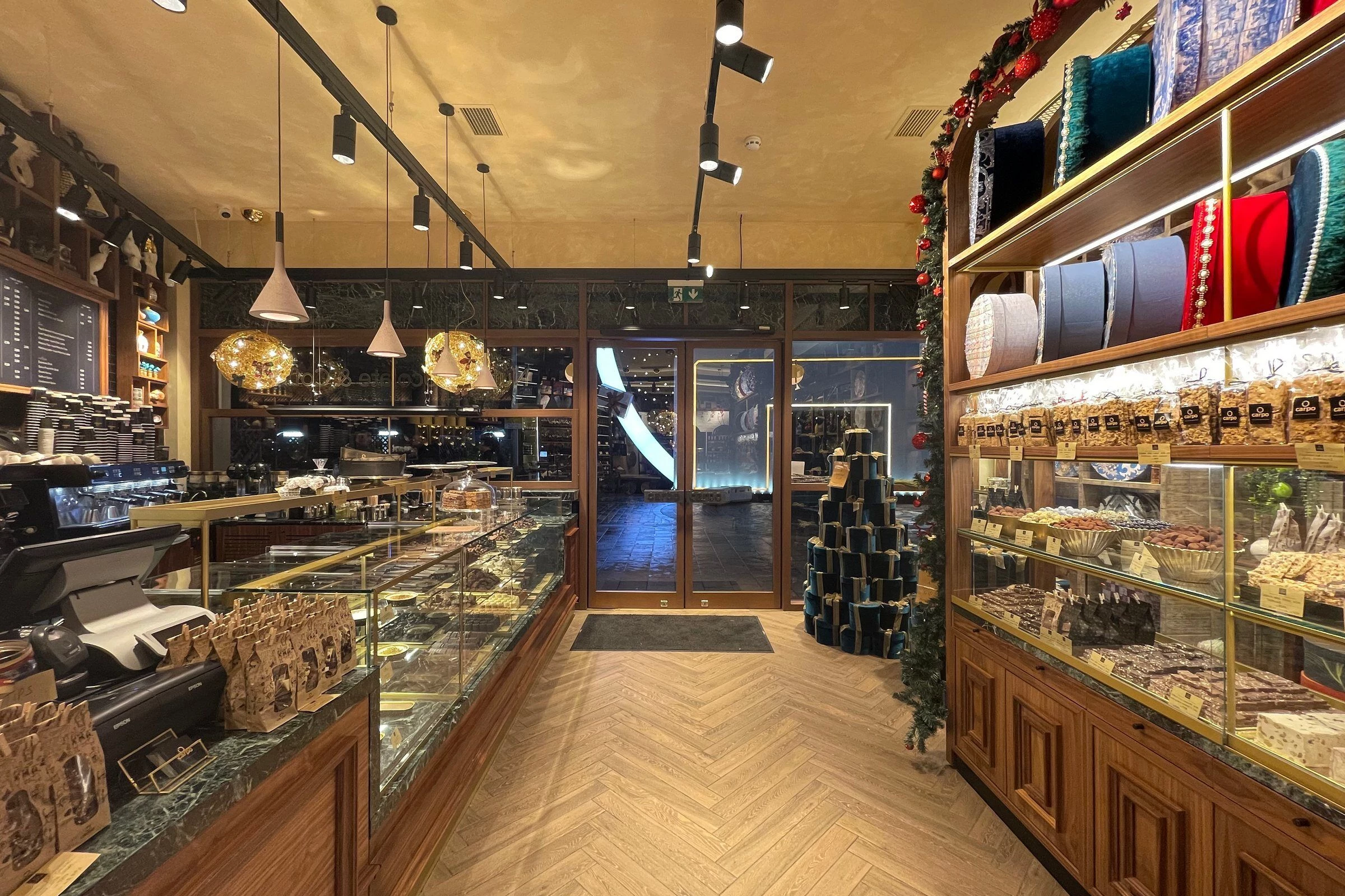 卡普罗商店丨英国伦敦丨Paly Architects-14