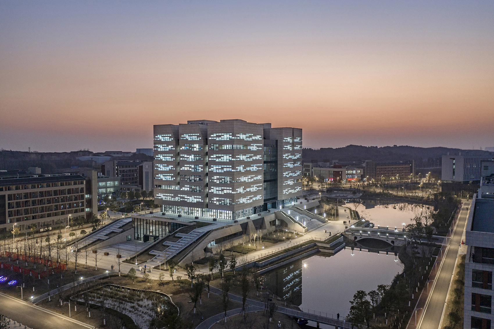 中国地质大学未来城新校区图书馆丨中国武汉丨同济大学建筑设计研究院-29