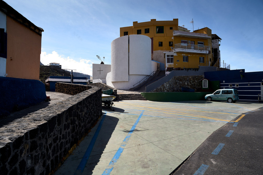 矗立在岬角的神圣小教堂,西班牙 / Alejandro Beautell-15