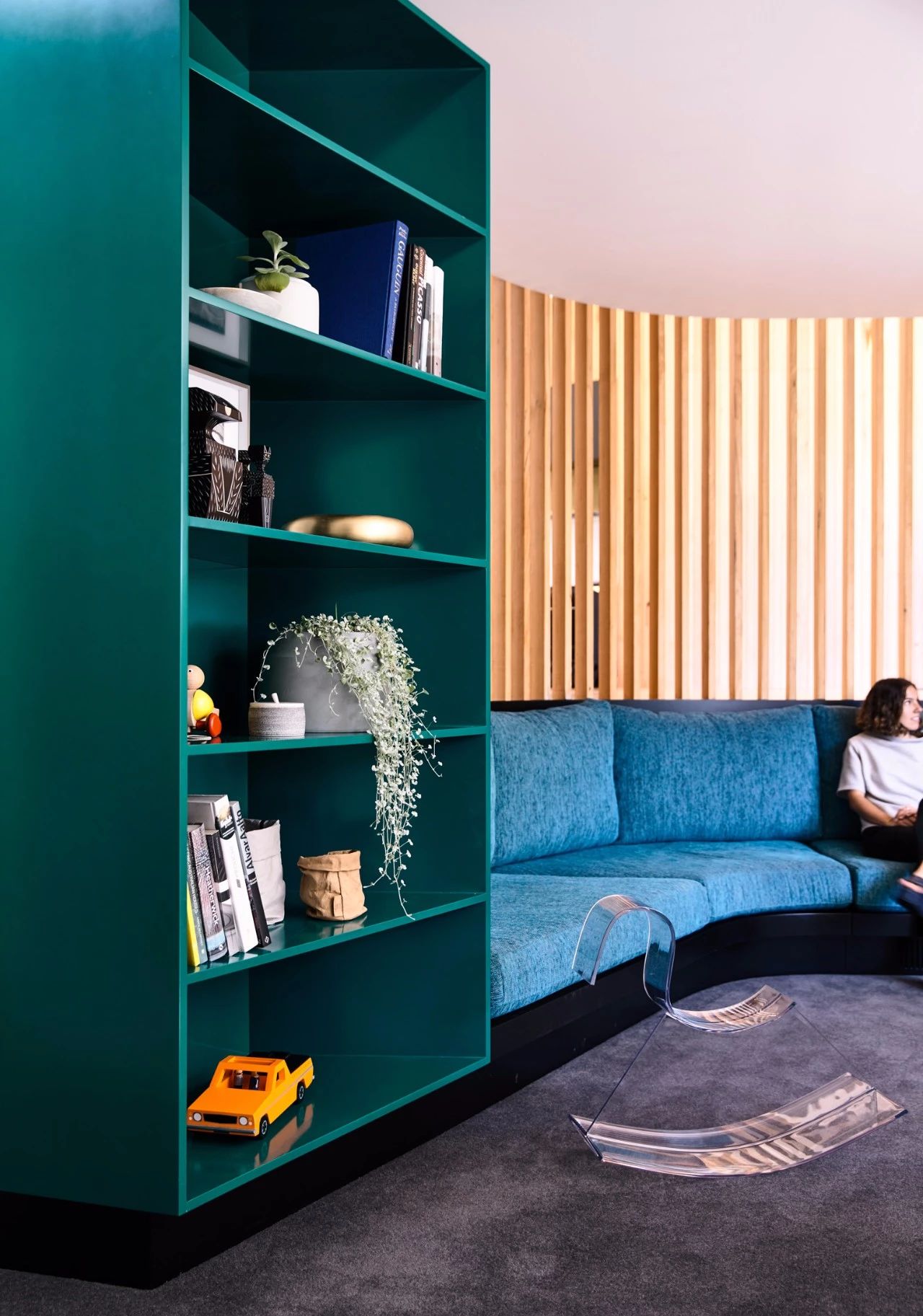 Nina Provan  突显当地风格的设计空间-21