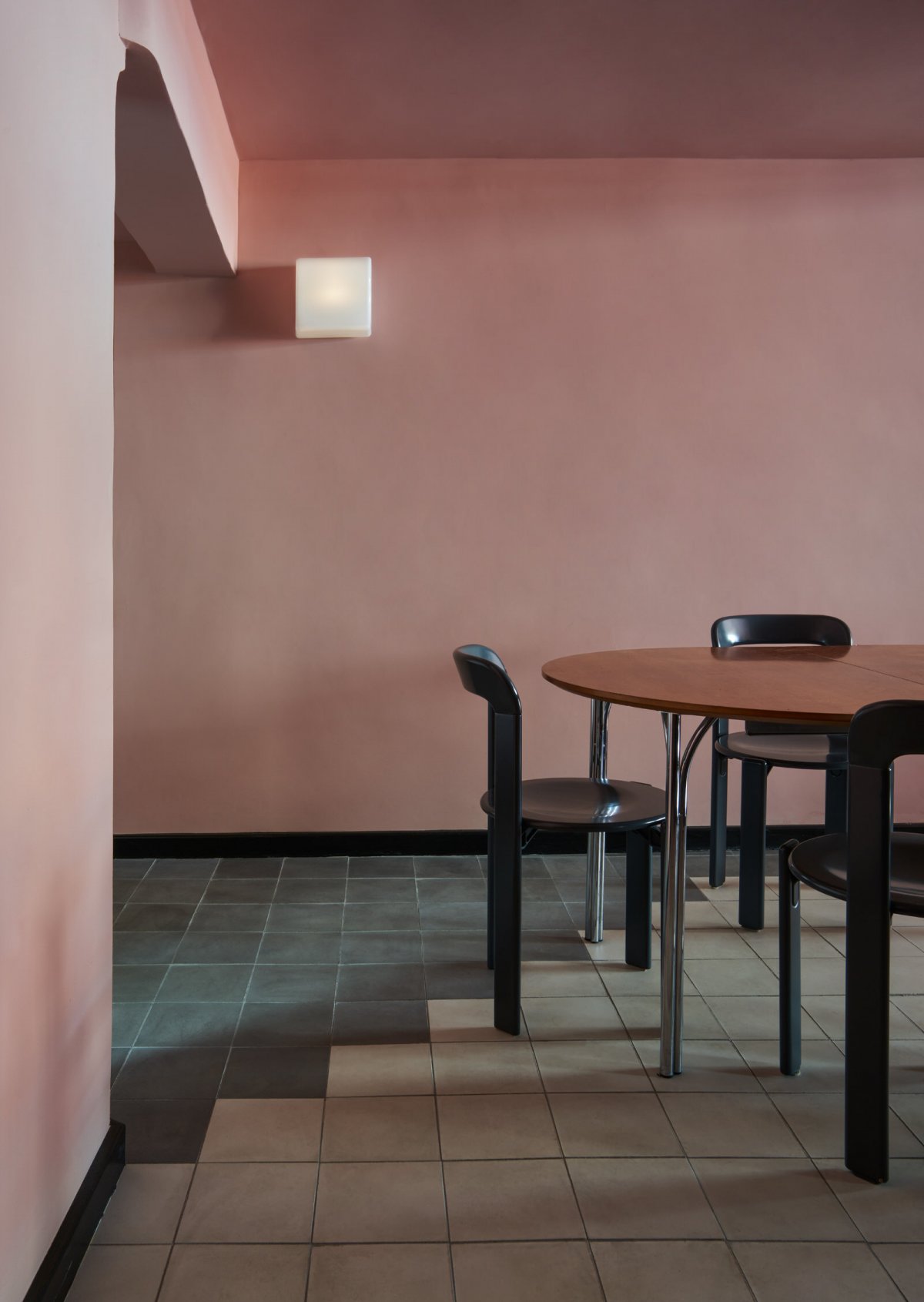 伦敦油漆店 Lick 的简约现代主义内部空间设计丨英国伦敦丨Oskar Kohnen Studio-22