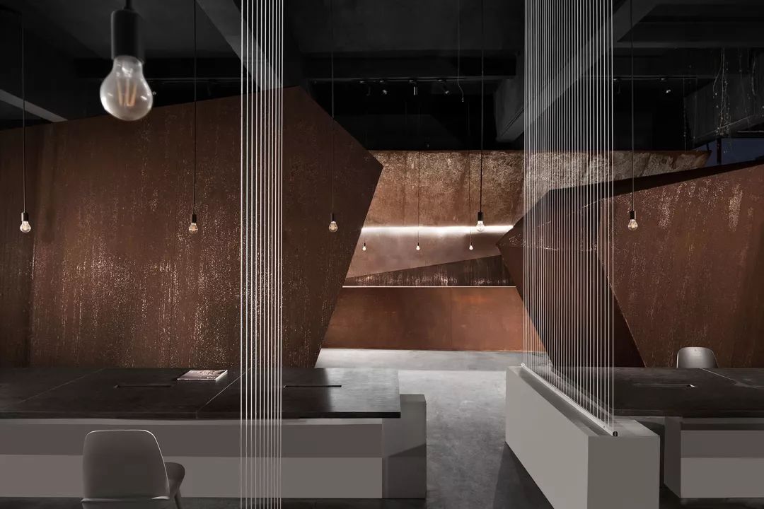 原始空间的新生力量——汕头 AD 艾克建筑办公室设计-31