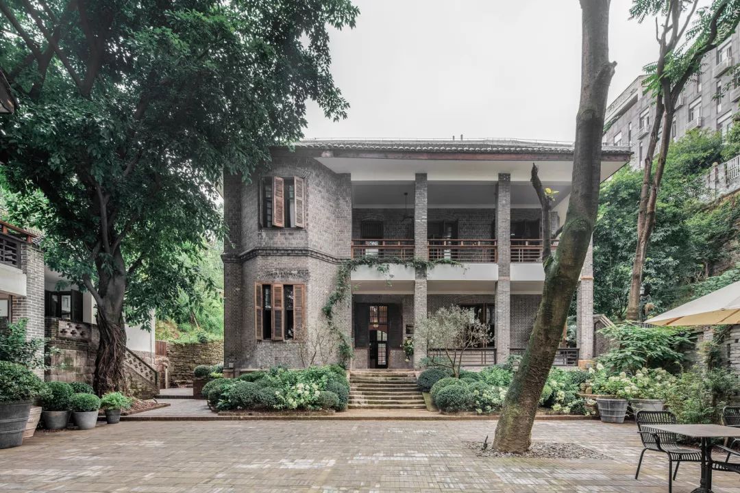 既下山·重庆：生活的复杂和冲突，都在这间院落“缴械投降”-45