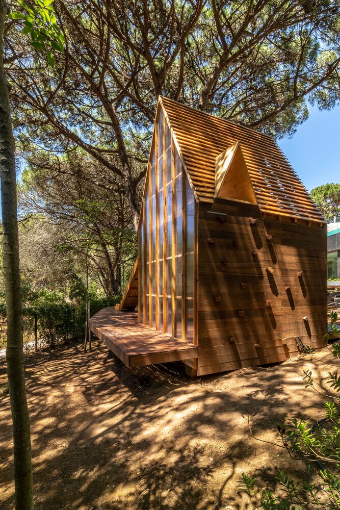 悬浮的木质雕像丨Patina Garden Studio-3