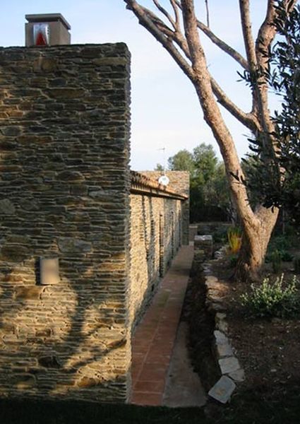 294C  独栋带泳池单户住宅丨西班牙赫罗纳丨AMOROS ARQUITECTES-14