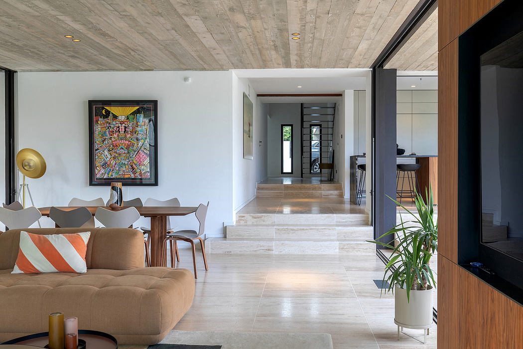 Inspired Renovation: Modernizing a 1960s House in Montpellier-6