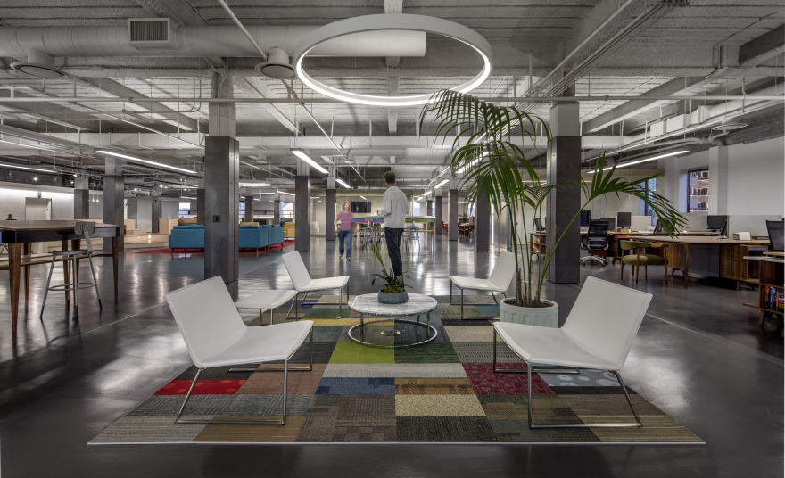 市井繁华之心 · 180 度公司打造的 Phoeni· 创业空间-11