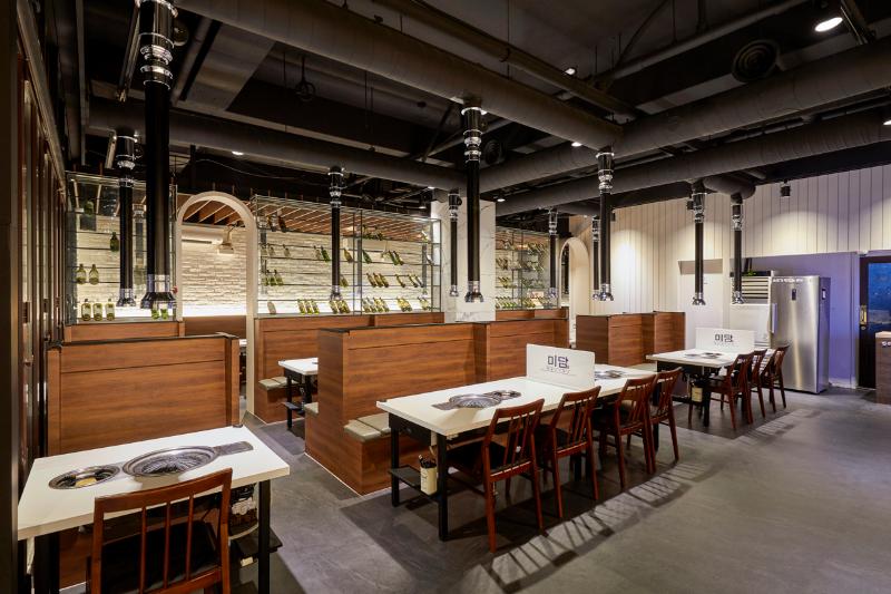 50 坪现代简约风家居设计，展现空间美学的魅力-7