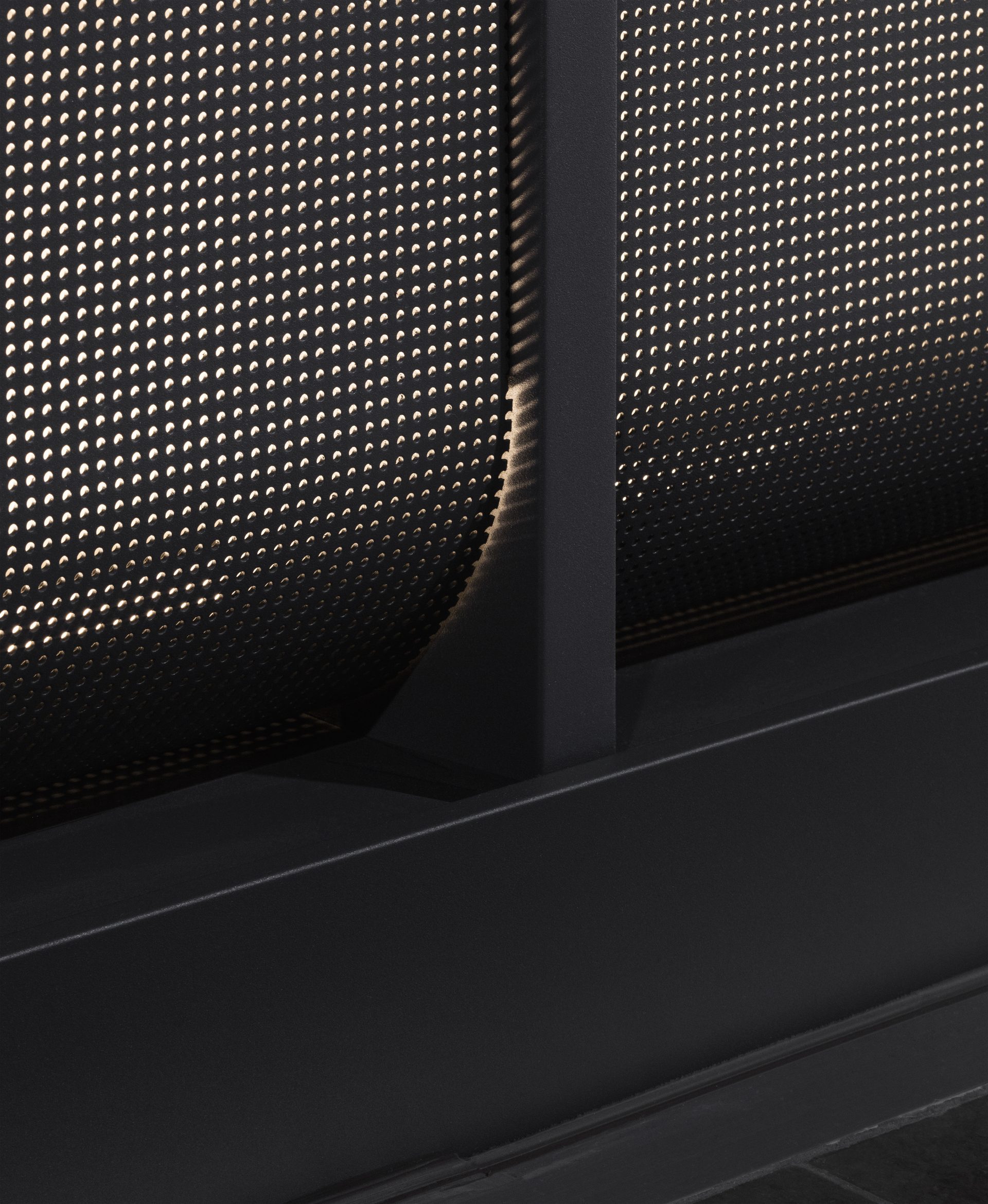 DEXTER STUDIOS WGNB-8