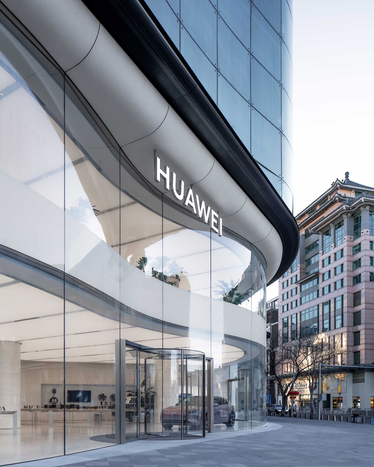 Huawei Flagship Store by Superimpose Architecture-33