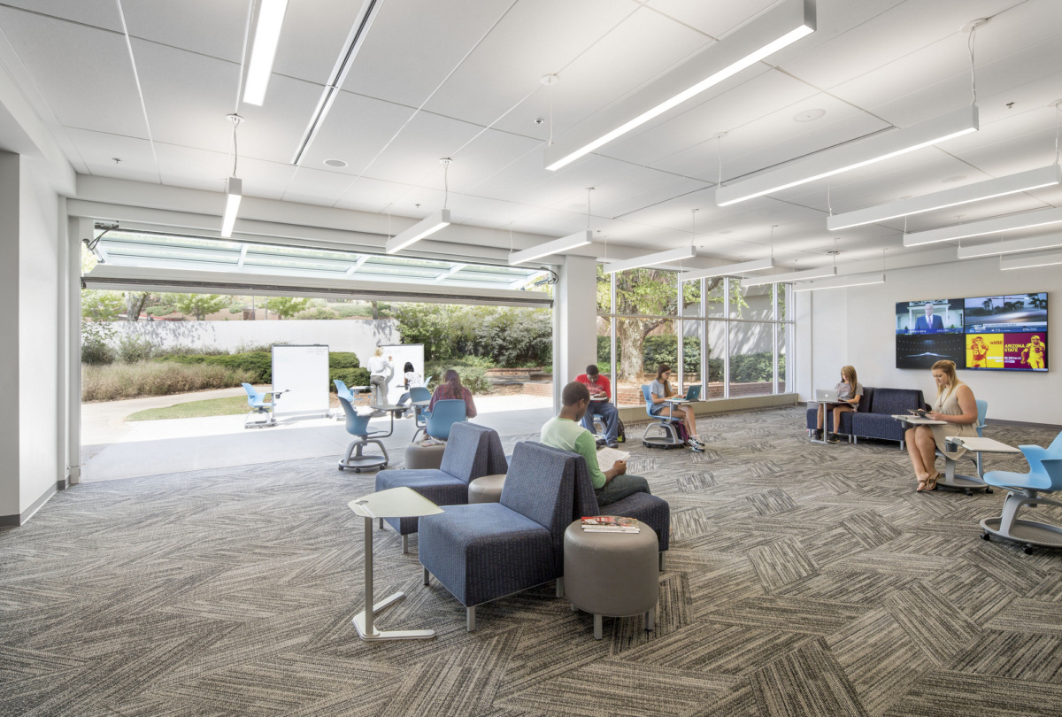 佐治亚大学新闻学院-13