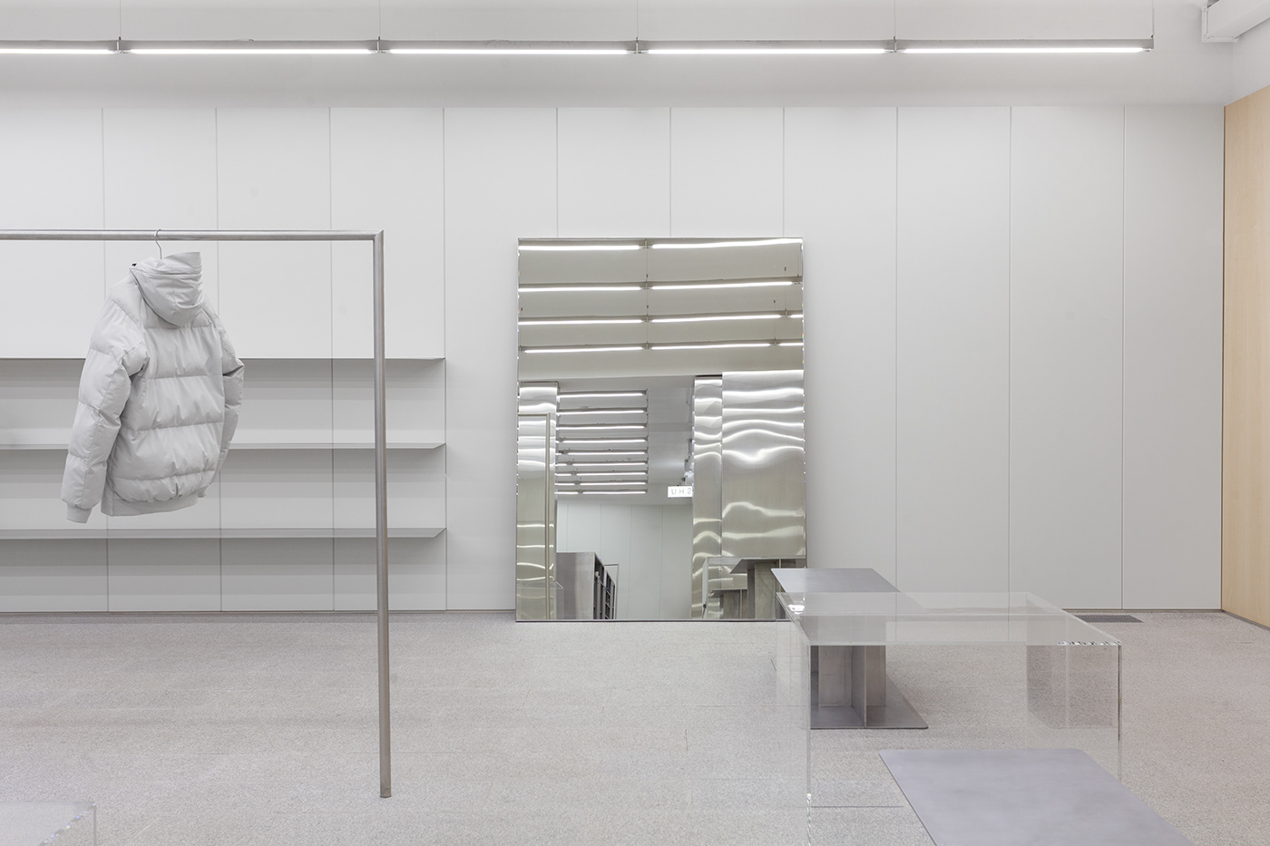 SHU store 服装店丨俄罗斯丨adept.works-10