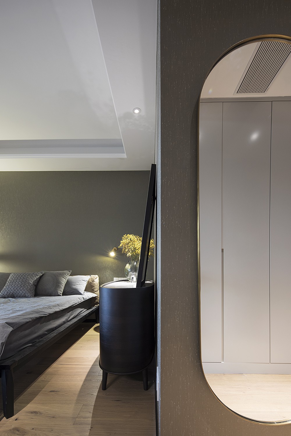 上海 160 平米大平层设计 | 素隐风格演绎舒适生活-14