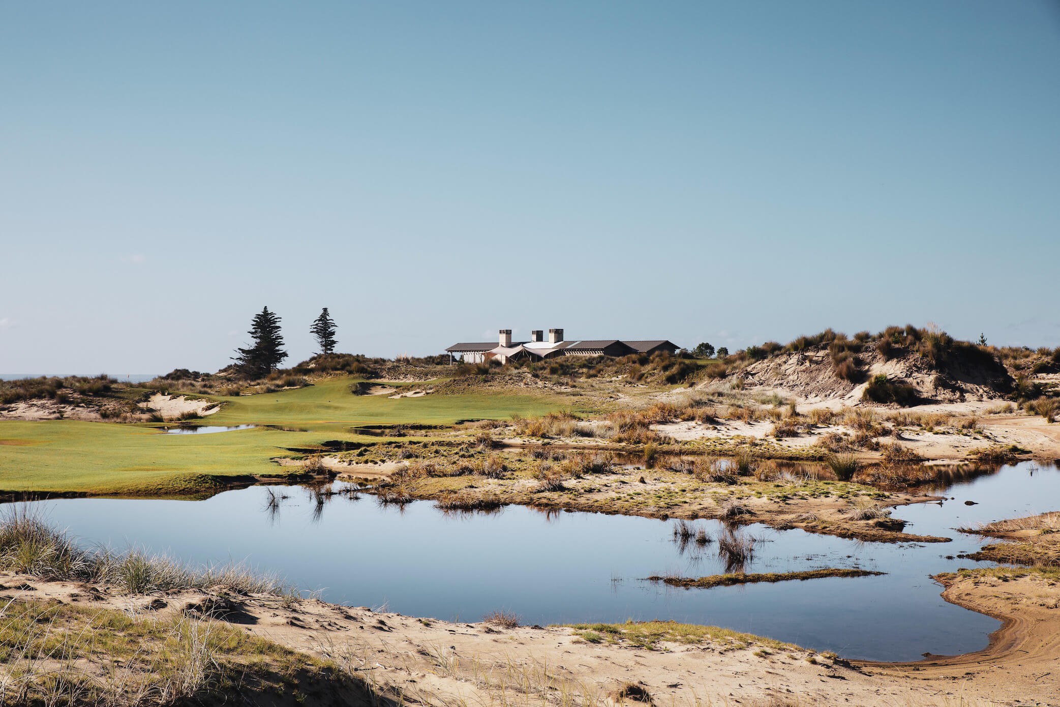 塔拉伊蒂俱乐部会所丨新西兰丨Cheshire Architects-1