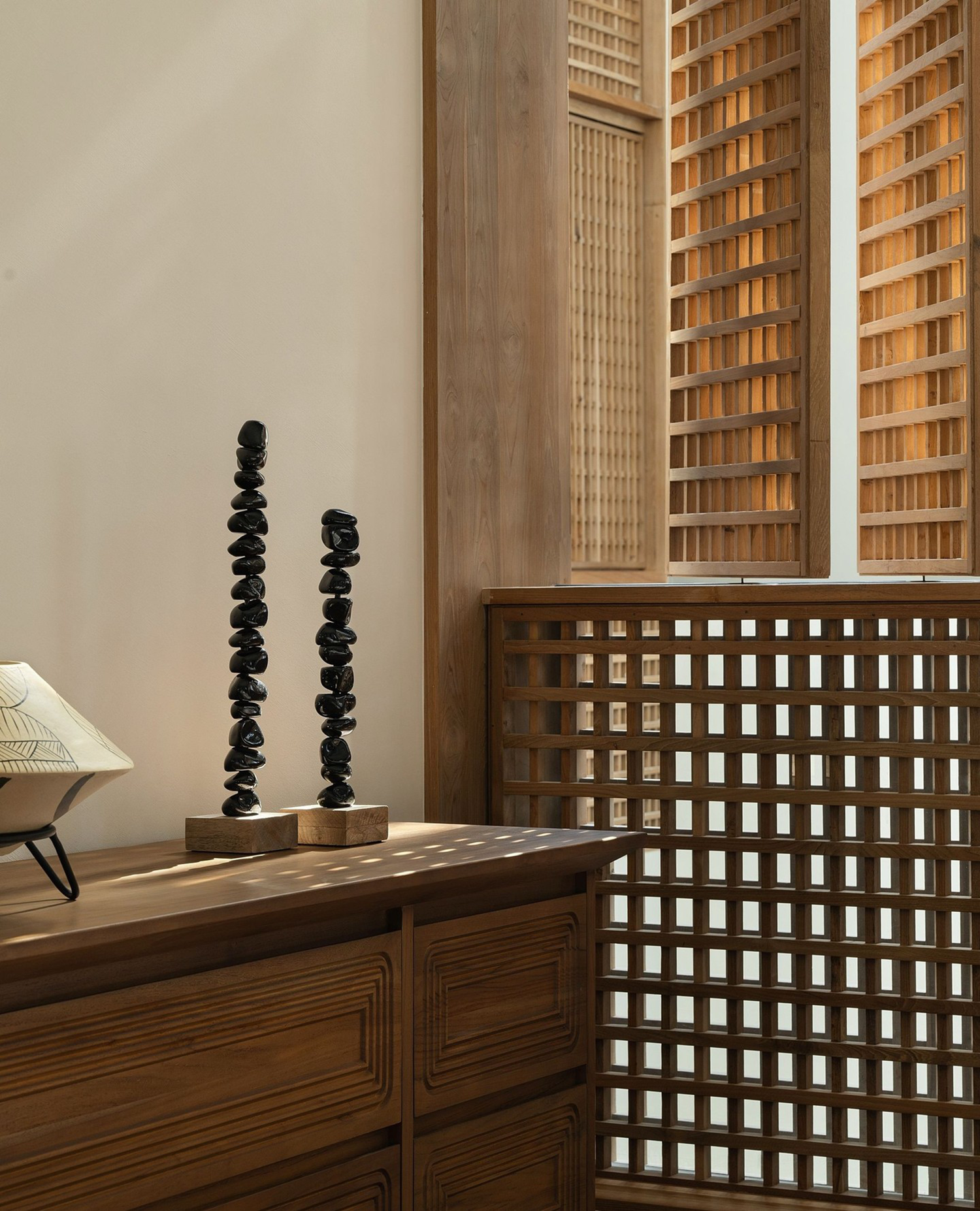 自然中的静谧沉思-52