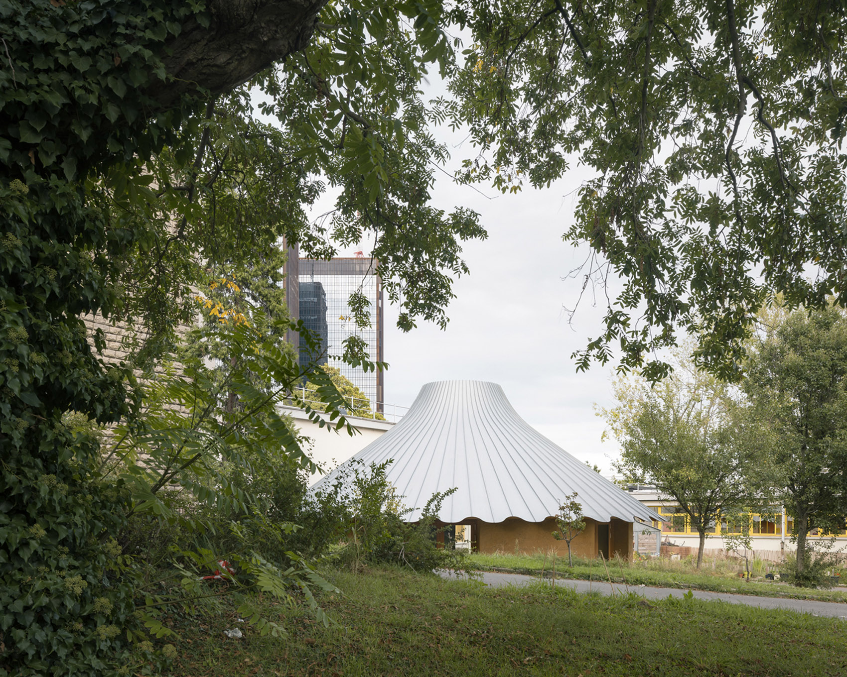 Le Vau 教学实验亭丨法国巴黎丨L’Atelier Senzu-2