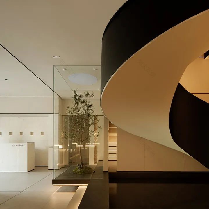 首发 X HOMAVI红曼薇(一城九店)丨简明于意,质感于形-77