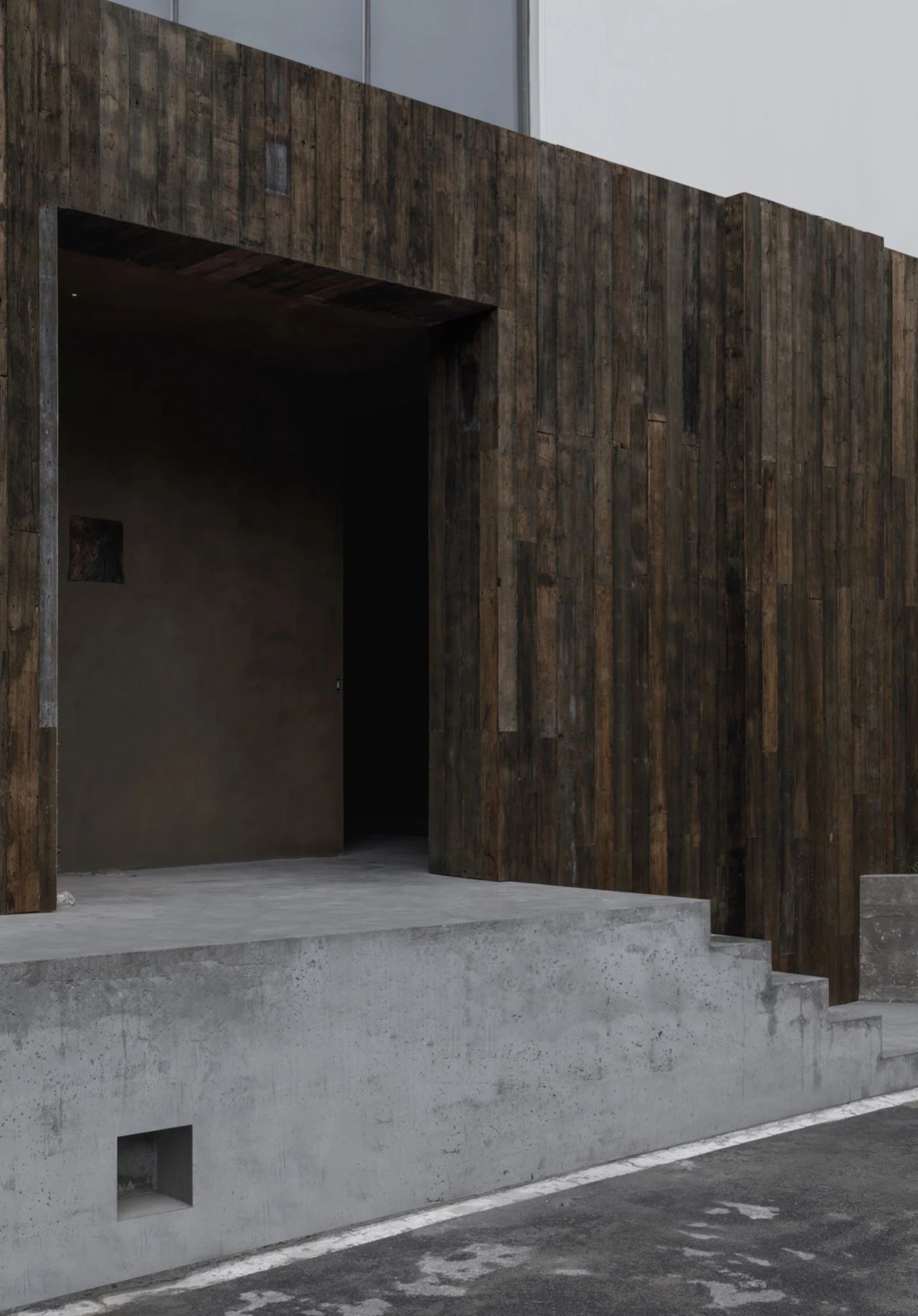 3所“暗黑系”设计师办公室丨中国北京丨广州黑白木设计,北京囙设计,杭州戈多设计-47