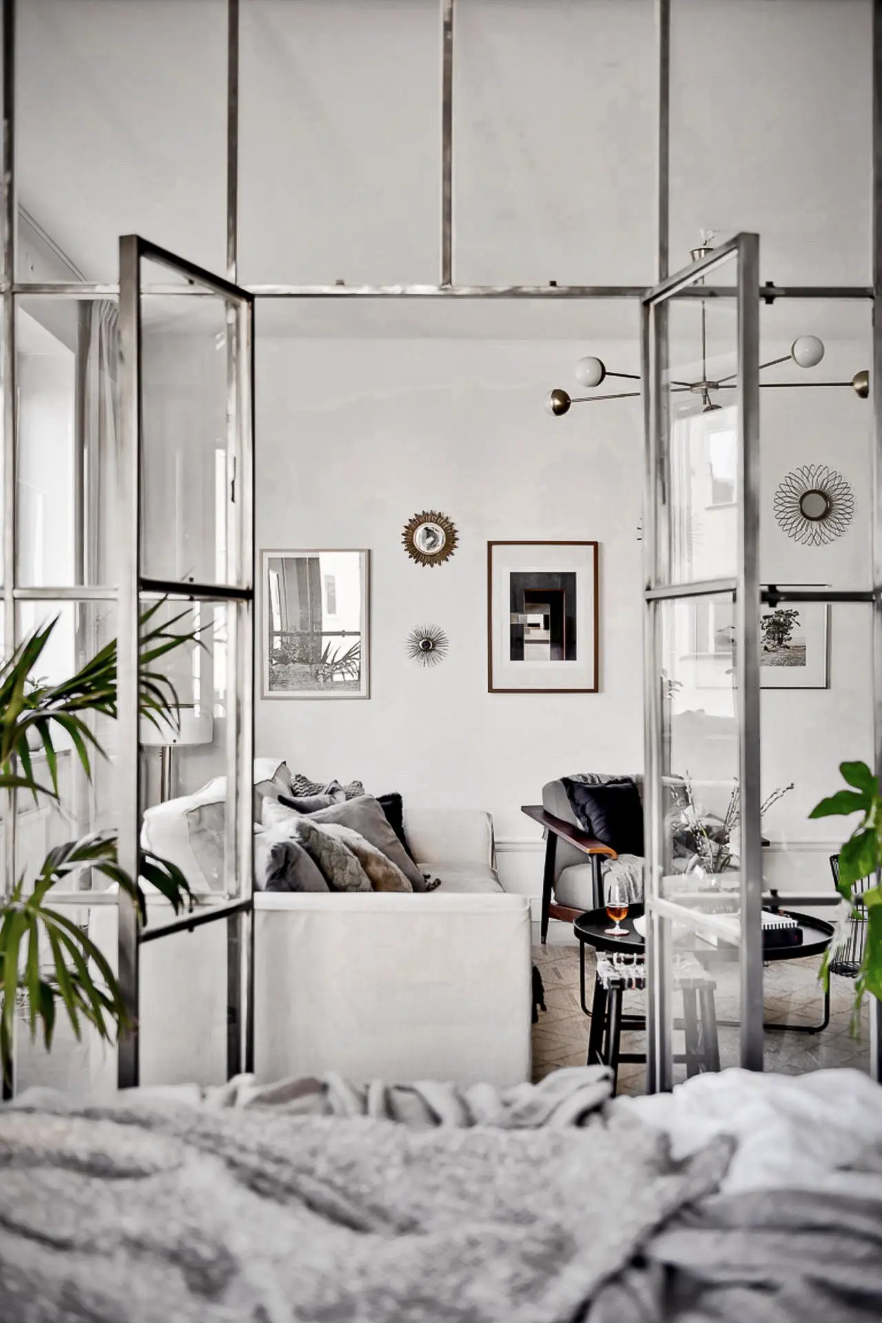 瑞典蓝色晨光公寓设计-4