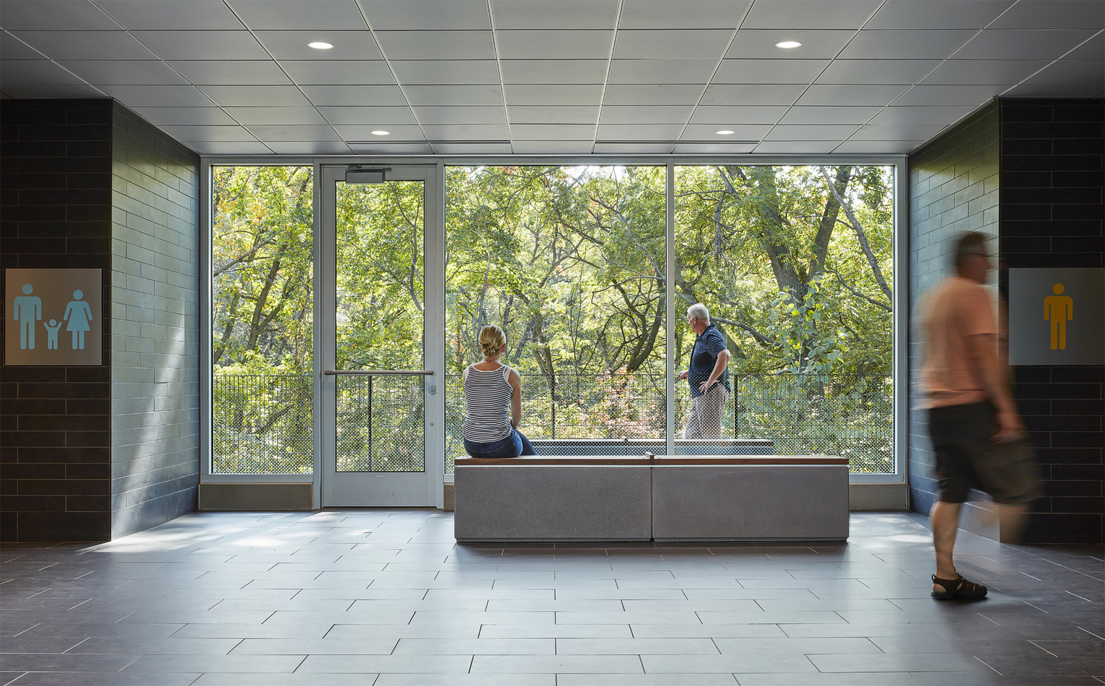 Straight River Northbound Safety Rest Area  Snow Kreilich Architects-40