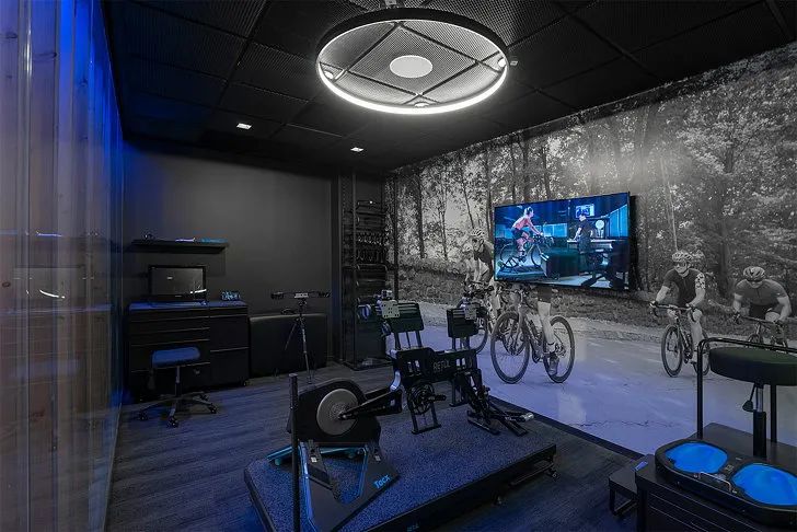 TPG Architecture/体验式社交零售空间，自行车专卖店设计-38