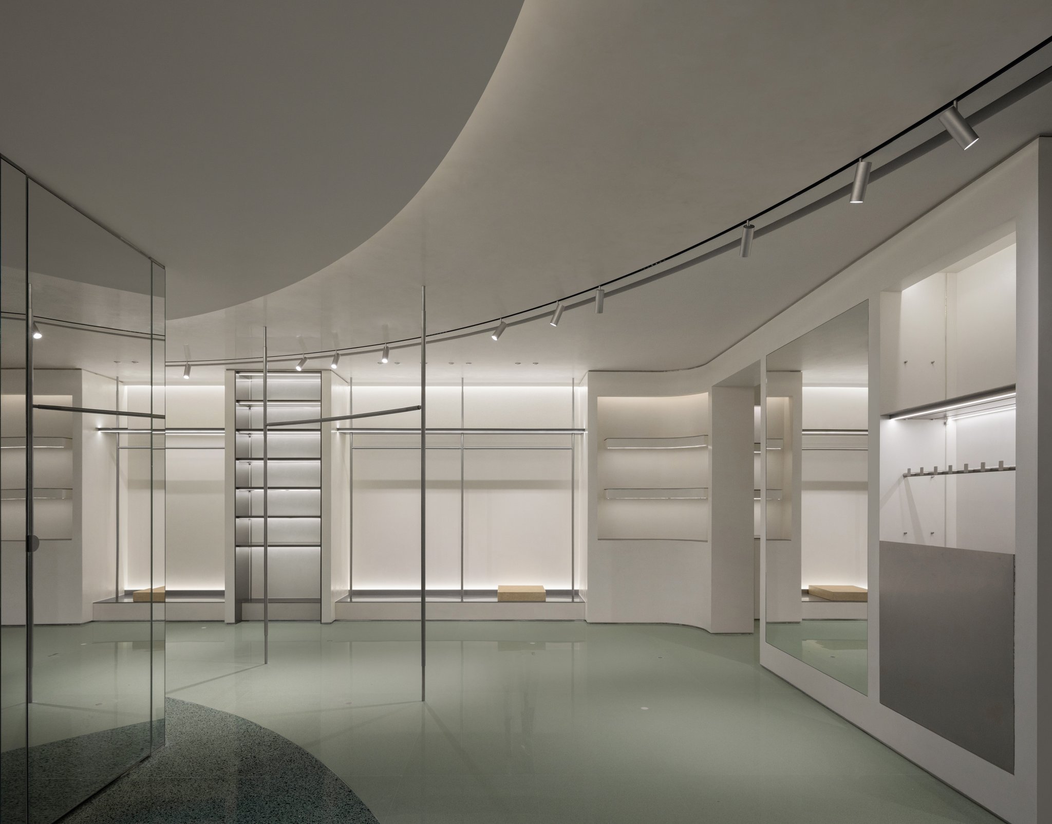 Mark & Lona北京旗舰店丨中国北京丨STUDIO 4,301-21