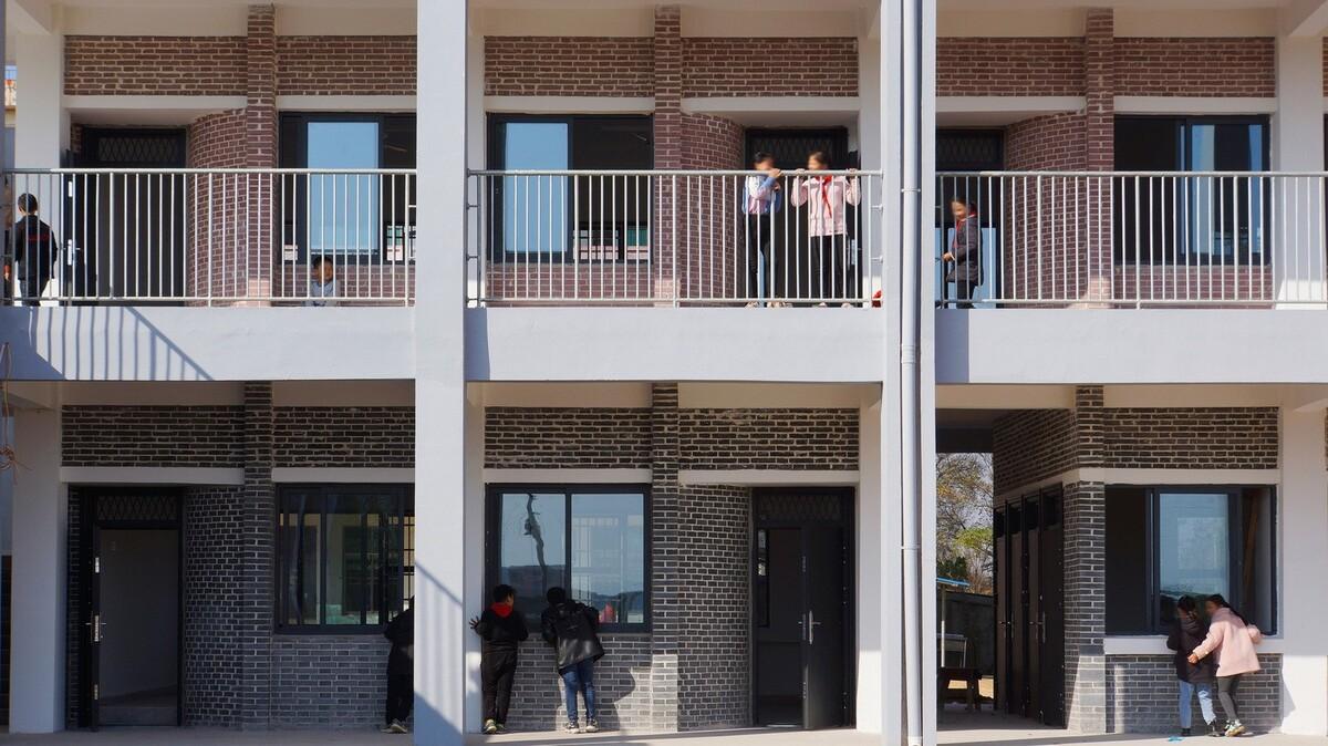 沿江乡村学校丨中国宜春丨DOMAT-13