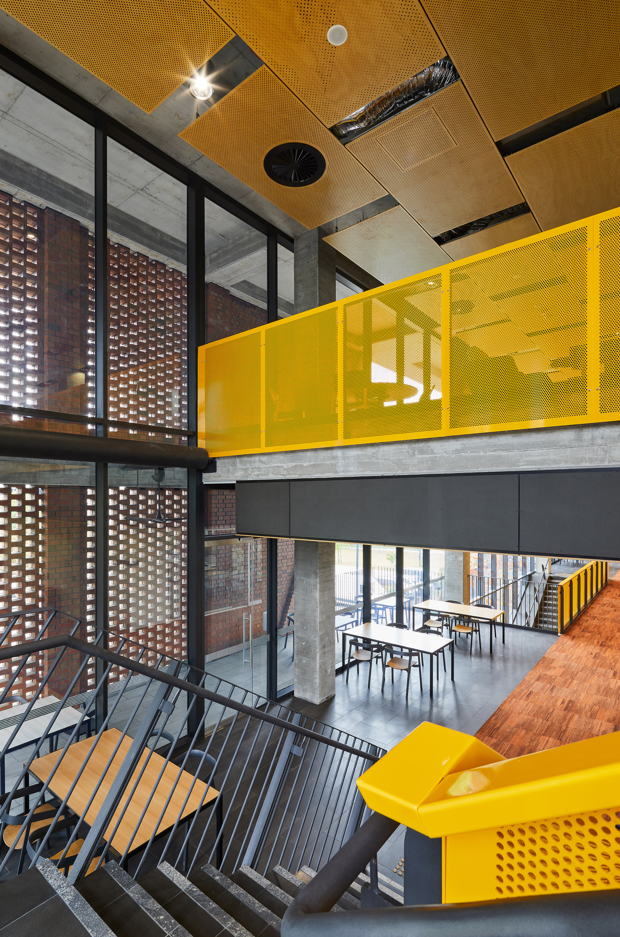Curtin University Midland Campus / Lyons + Silver Thomas Hanley-43