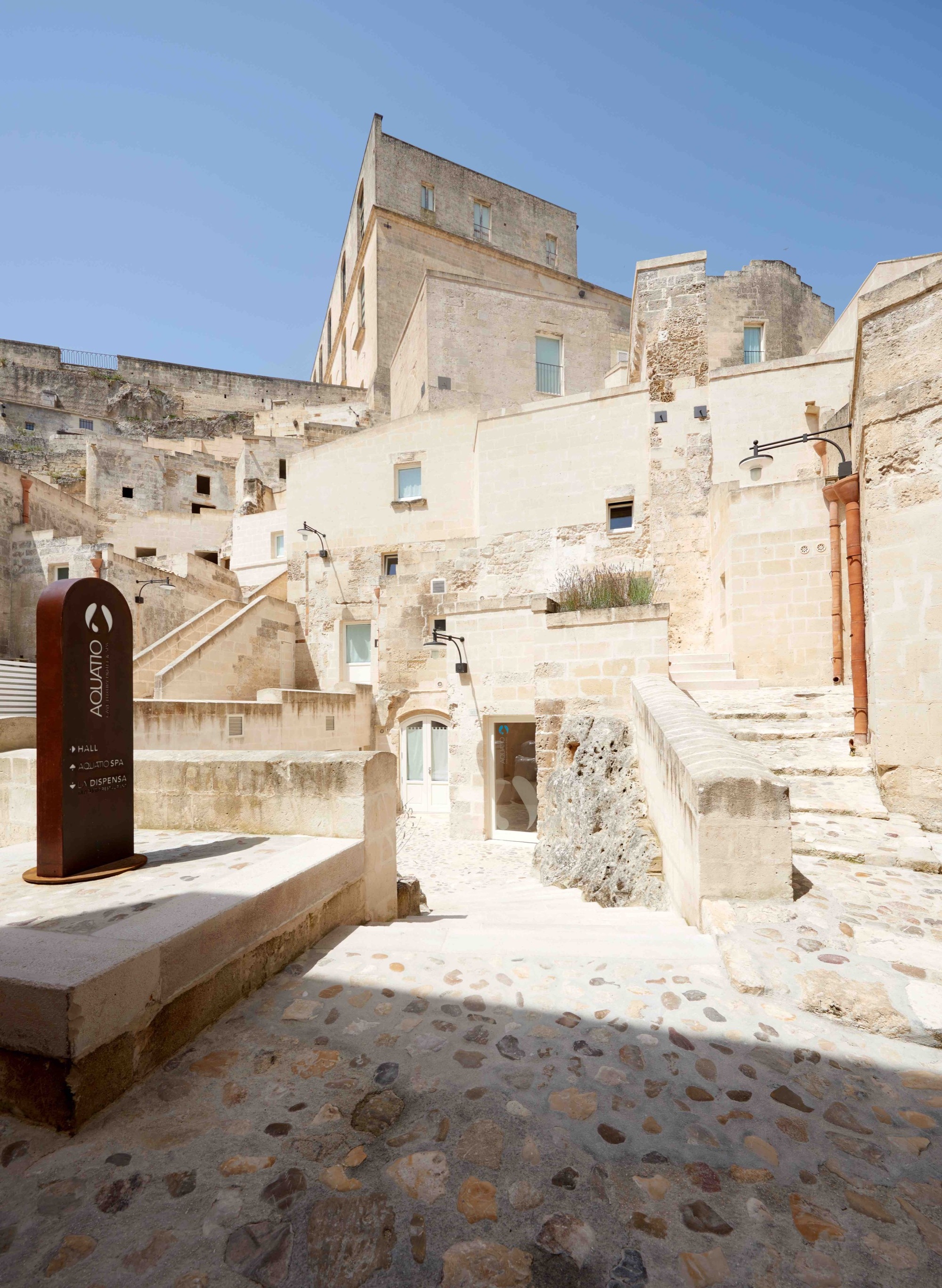 Aquatio Cave Luxury Hotel & SPA / Simone Micheli-29