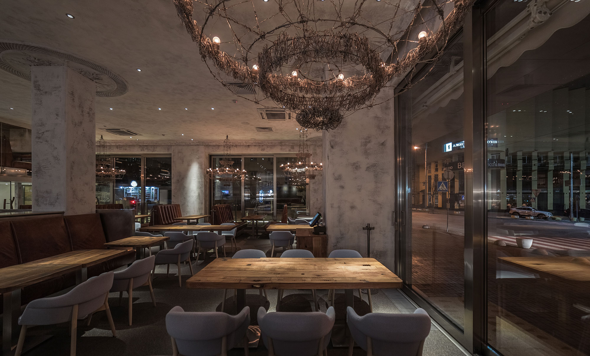 乌克兰基辅“圣鸡”餐厅-15