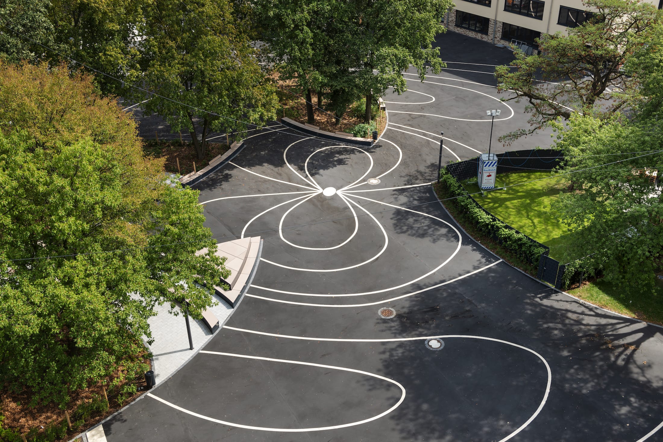 德国杜塞尔多夫,校园广场改造-6