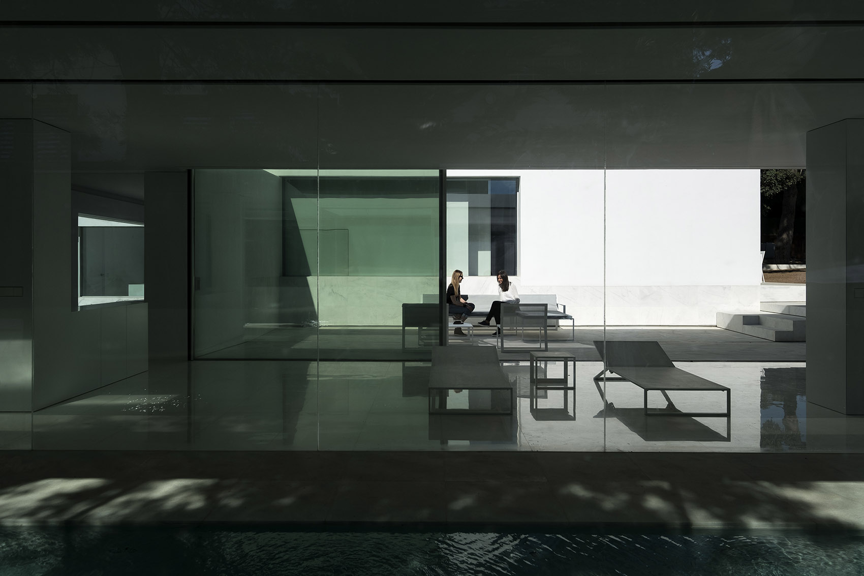 松树林之间的住宅,西班牙 / Fran Silvestre Arquitectos-86